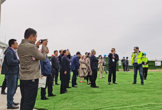 清華大學建筑學院合作實現(xiàn)同時大規(guī)?！傲隳芎摹焙Ｋc“零碳”供熱