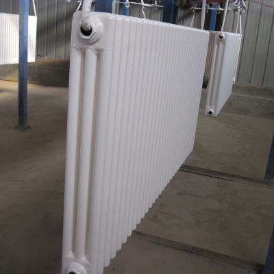 三柱鋼制暖氣片經(jīng)典柱式外表噴塑落地式