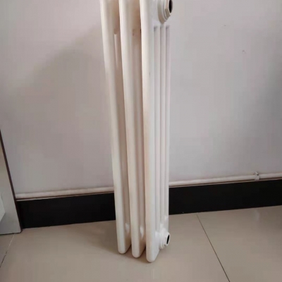 鋼四散熱器水暖片家用采暖設(shè)備