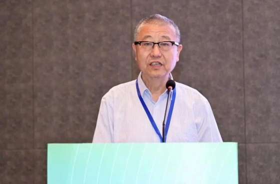 江億院士：新能源與化石能源的本質(zhì)區(qū)別在于儲(chǔ)能，儲(chǔ)能是零碳能源的核心！